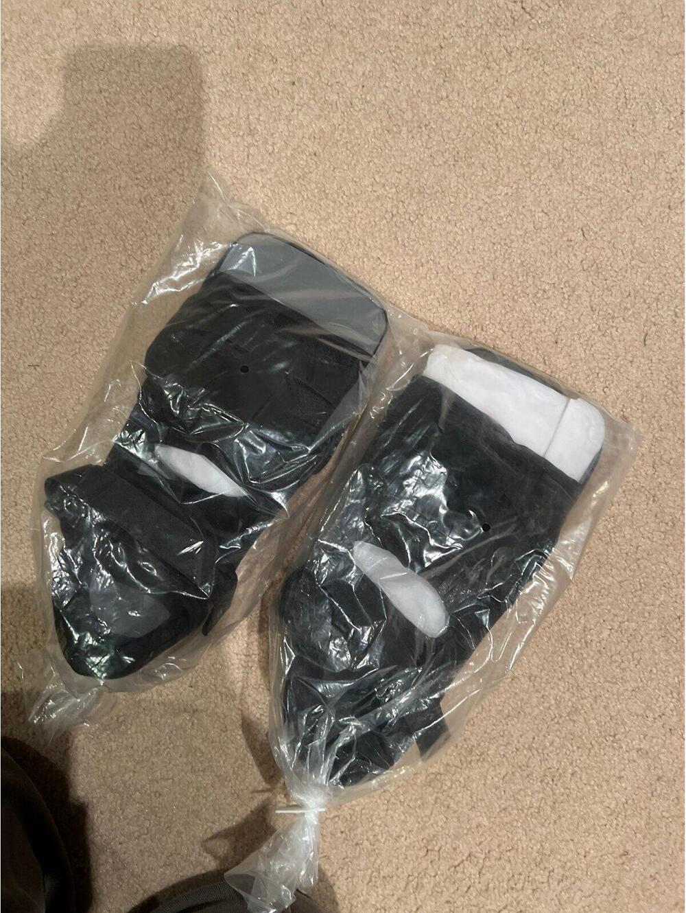 Postop square toe shoe